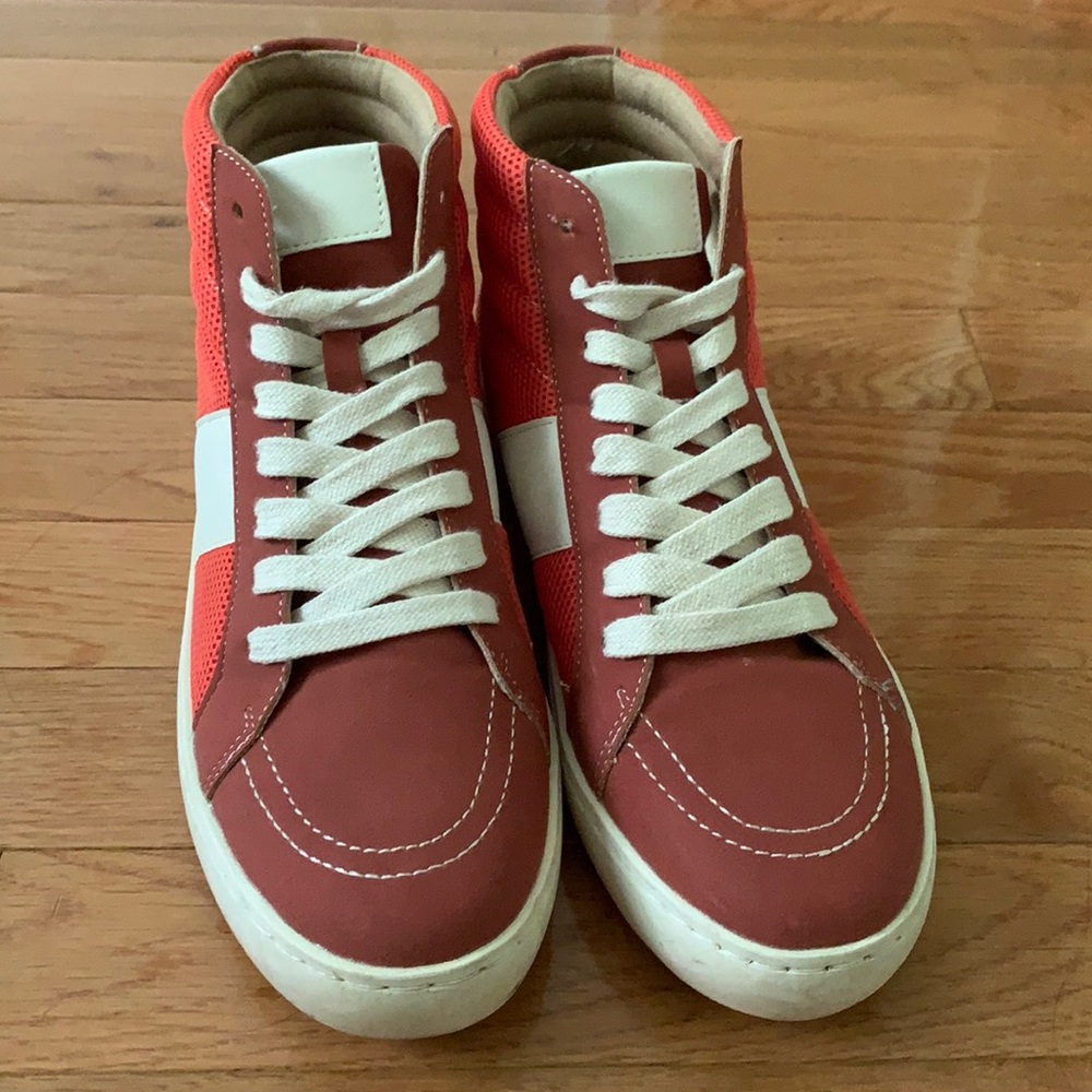 Vici High/Mid top sneakers